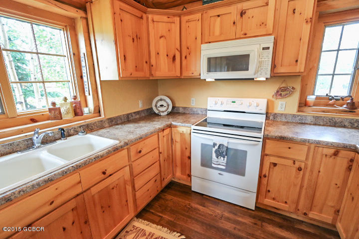 521 Pioneer Drive Granby CO 80446