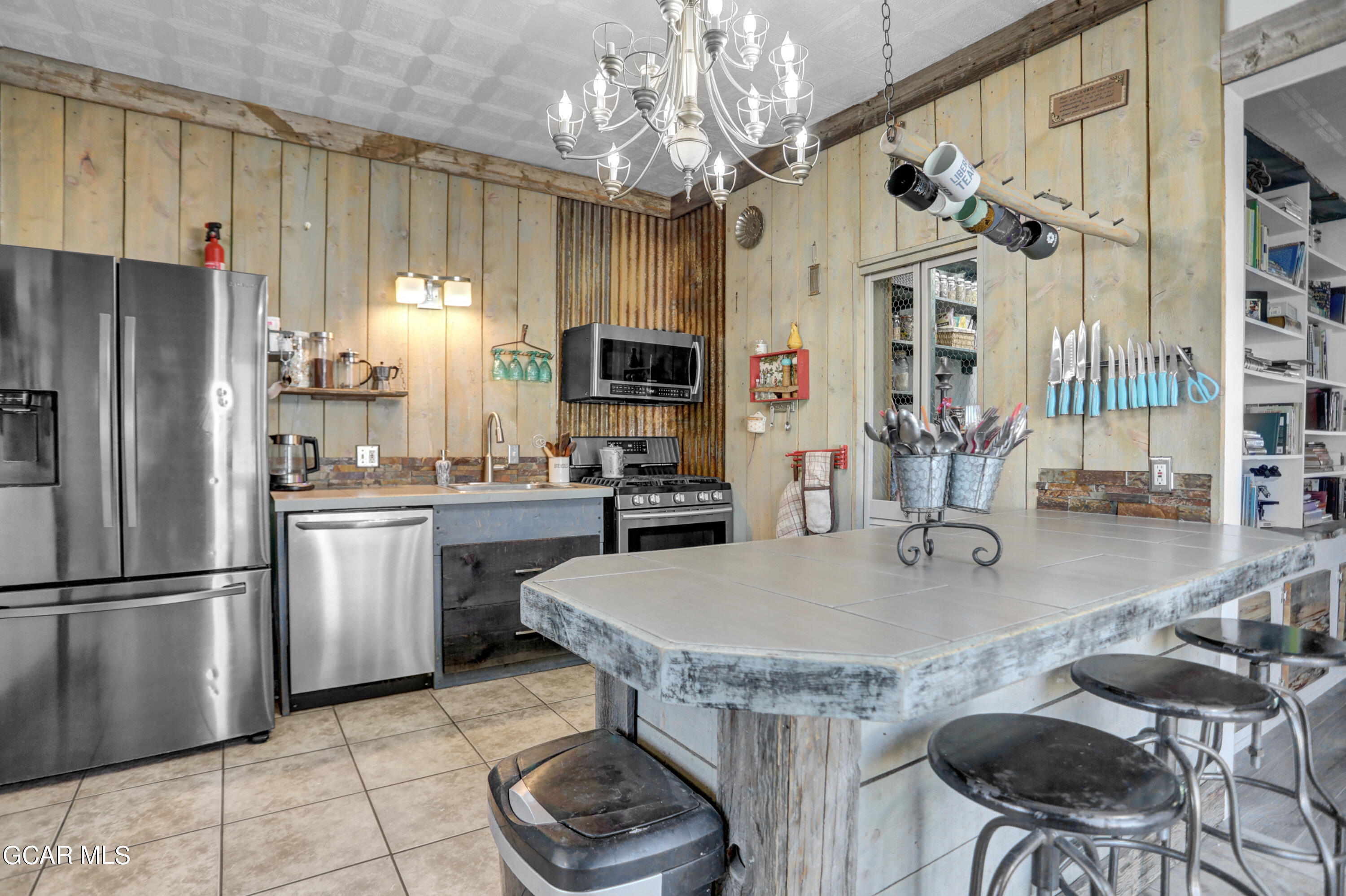 209 Byers Avenue Hot Sulphur Springs CO 80451
