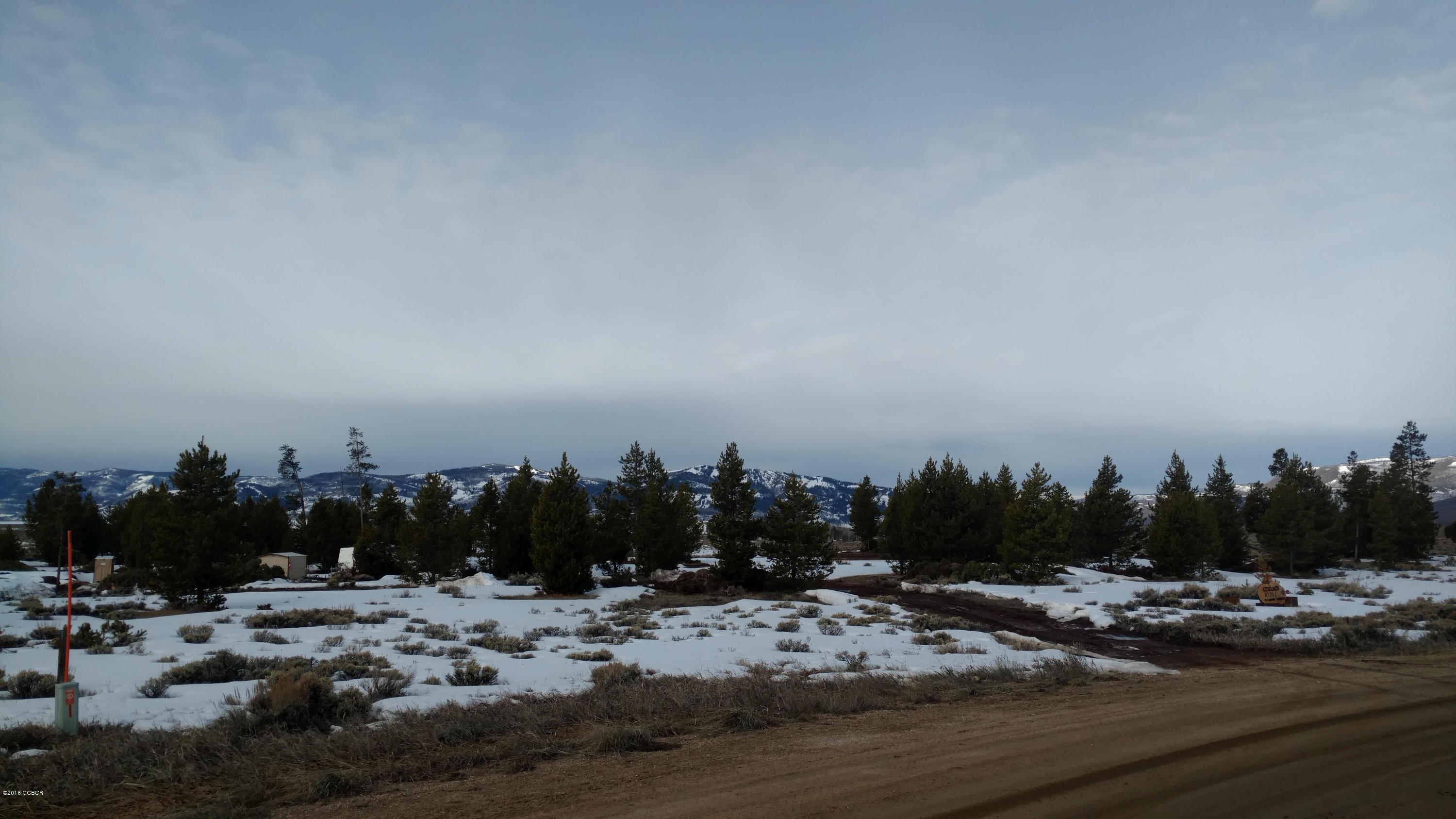 1086 GCR 6236n Granby CO 80446