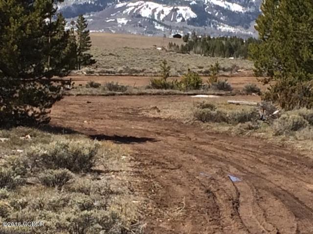1086 GCR 6236n Granby CO 80446