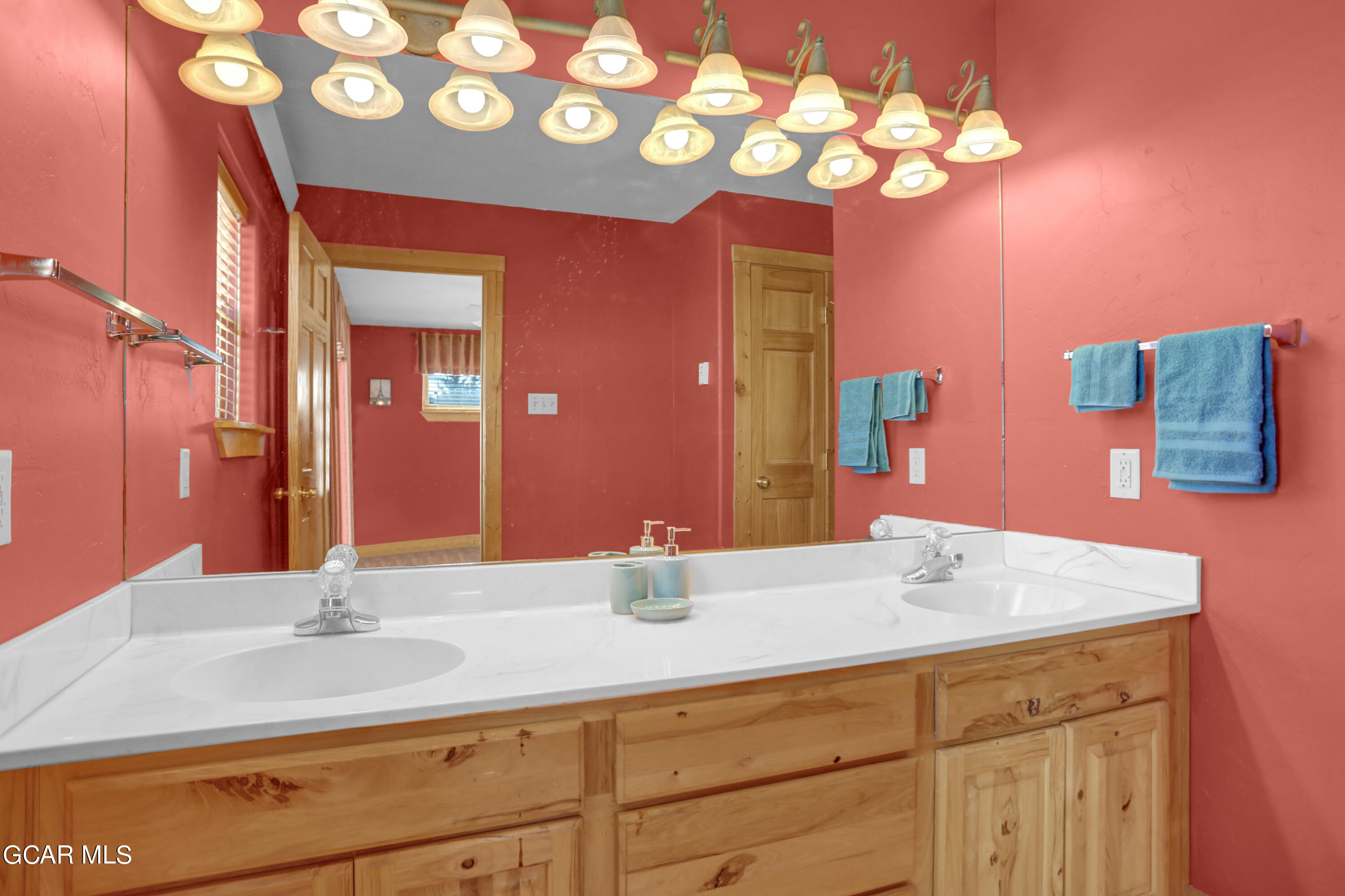 508 East Moffat Avenue Hot Sulphur Springs CO 80451